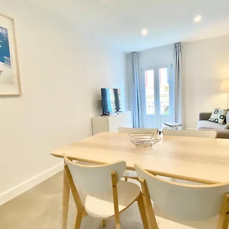 Apartment Republique *