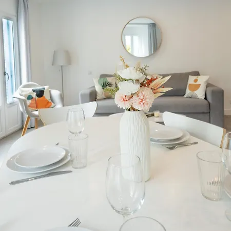 Apartment Republique