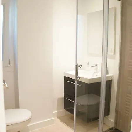 Republique 公寓 芒通